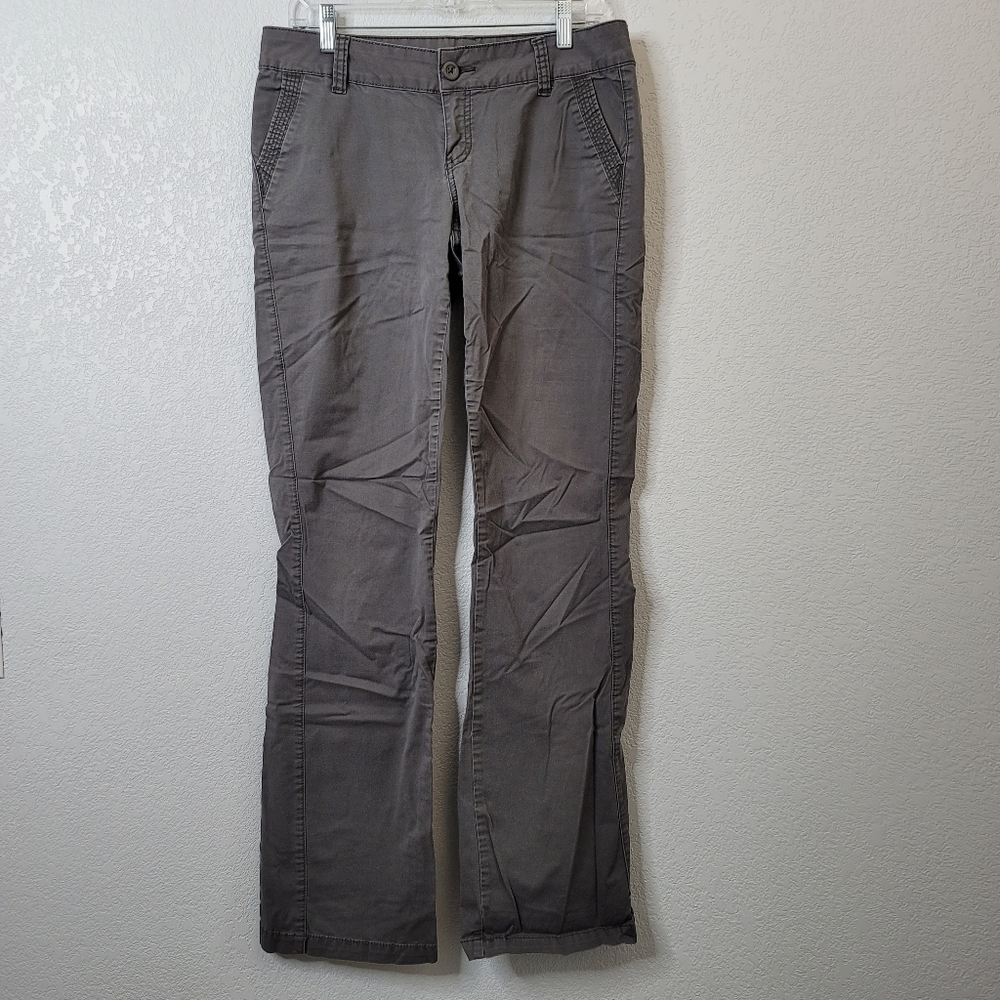 Maurices gray khaki straight leg chino pants washed cotton tall length